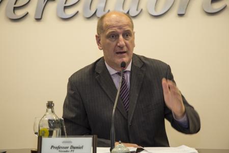 Presidente da Câmara de Gramado diz que teme "superpoderes" que estão sendo concedidos ao secretário Rafael Ronsoni