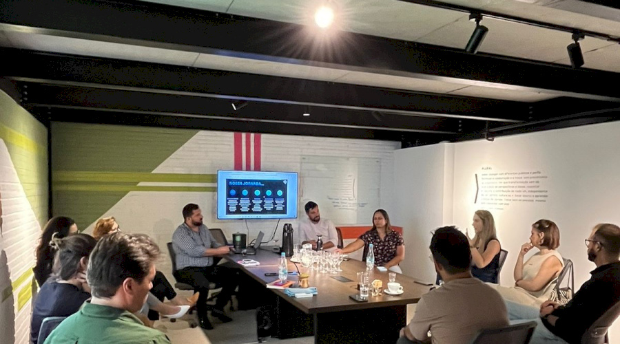 Encontro entre lideranças empresariais discute estratégias de inovação para Gramado