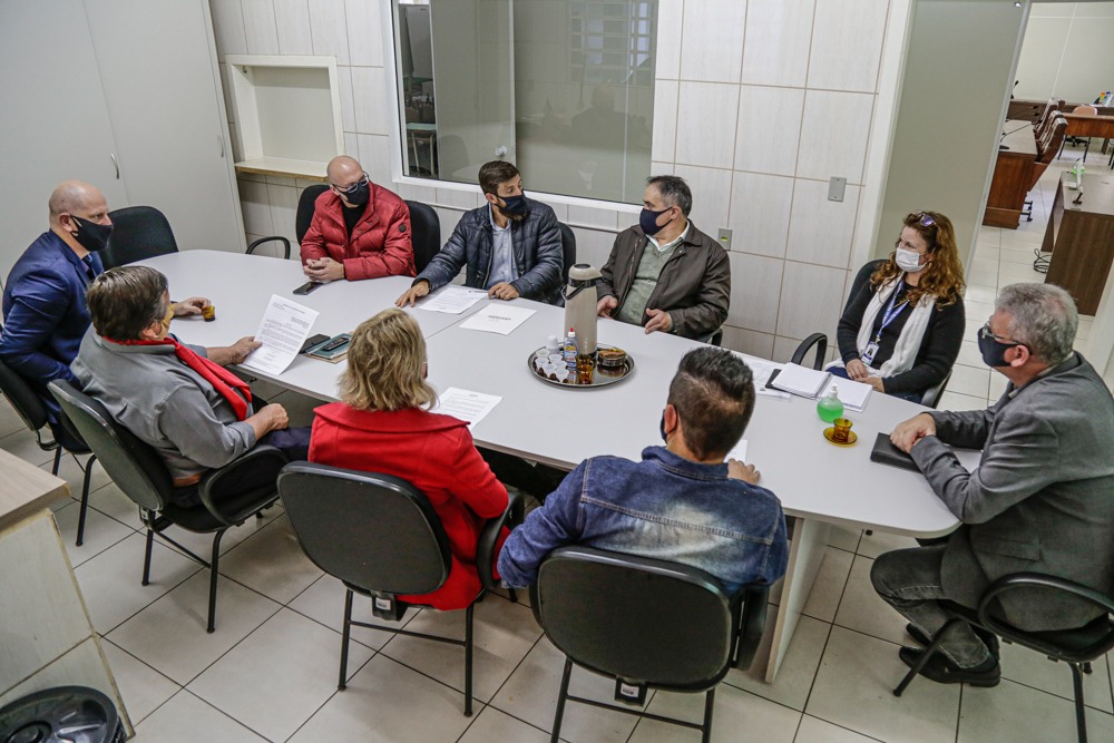 Frente Parlamentar de Gramado reúne-se com vereadores de Nova Petrópolis para ações regionais