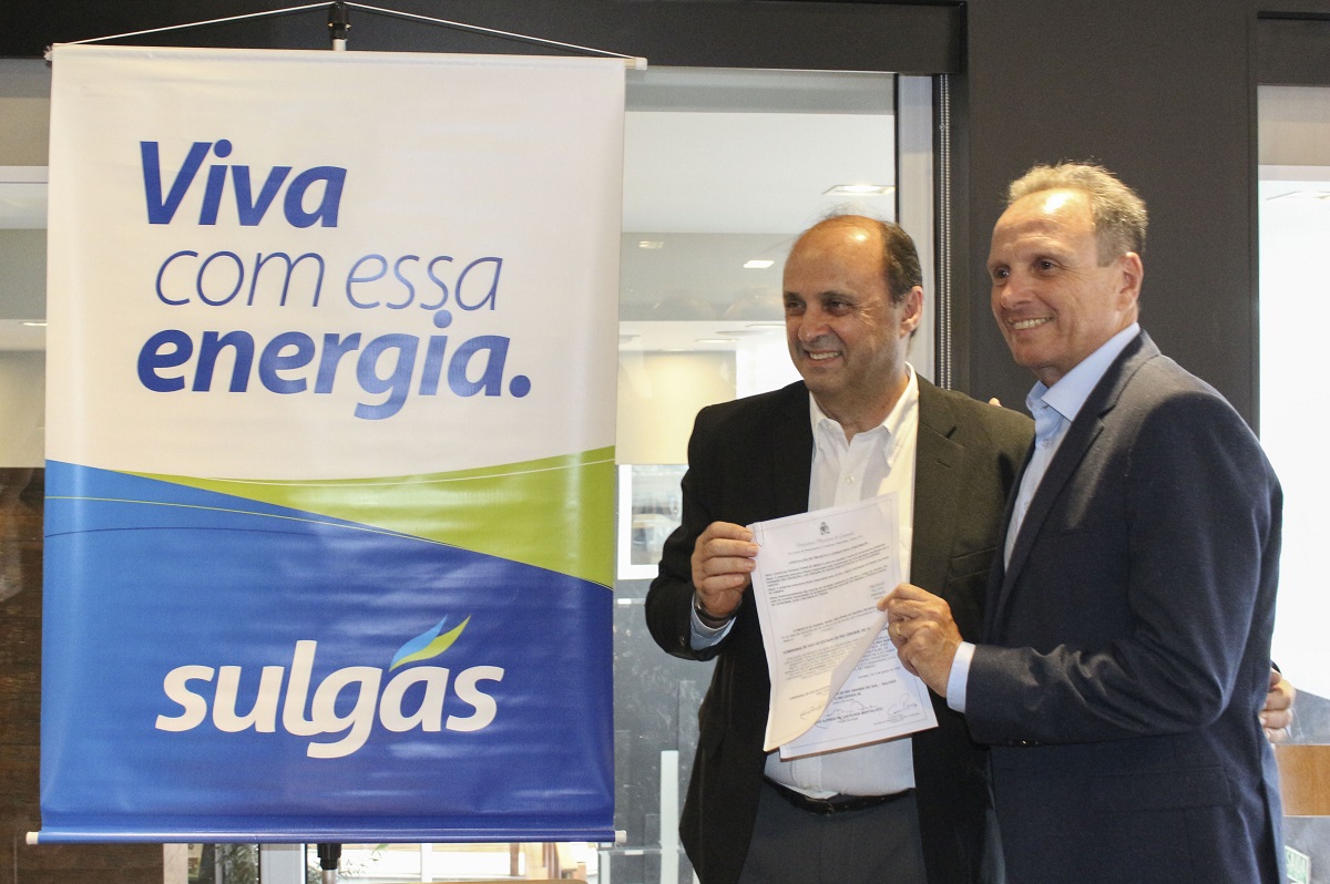 Fedoca assina licença para construção da rede de distribuição de gás natural em Gramado
