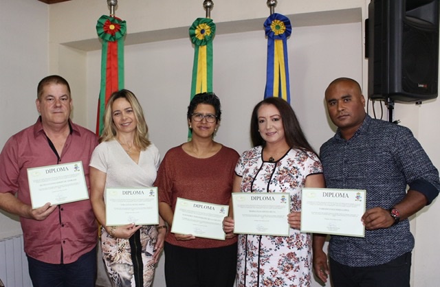 COMDICA Gramado diploma novos conselheiros tutelares