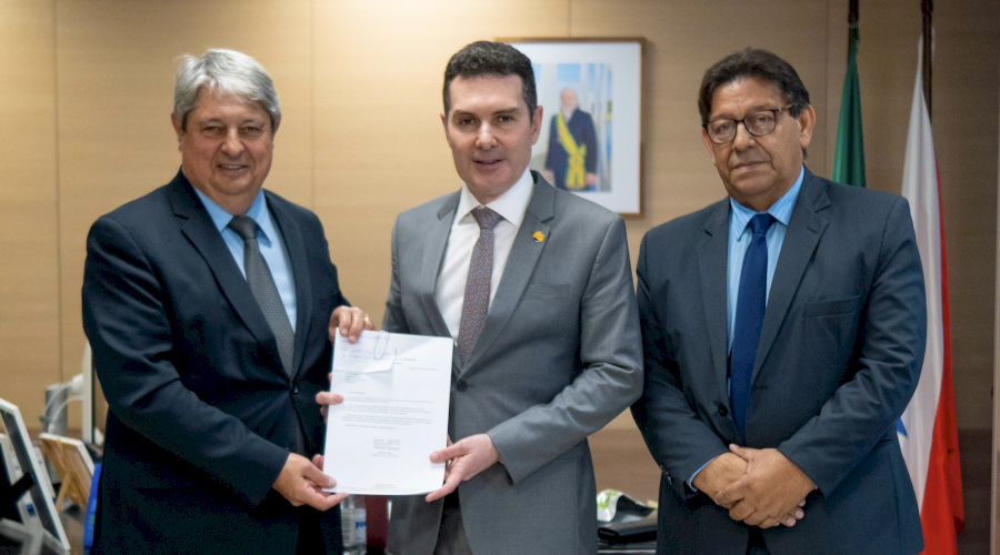 Em Brasília, prefeito Nestor Tissot trabalha na captação de recursos para Gramado