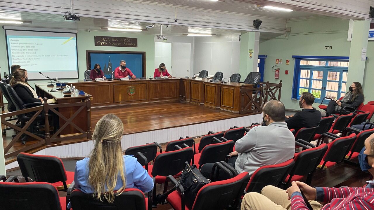 Procon Municipal de Canela é apresentado à empresas, entidades e sindicatos