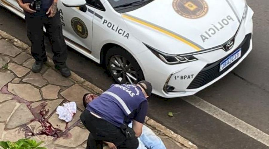 Homem se joga de hotel e morre