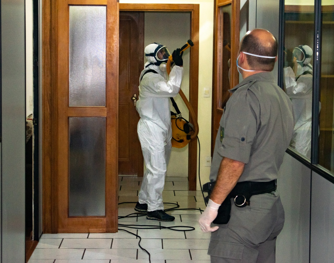 Batalhão da BM de Gramado é higienizado contra o coronavírus