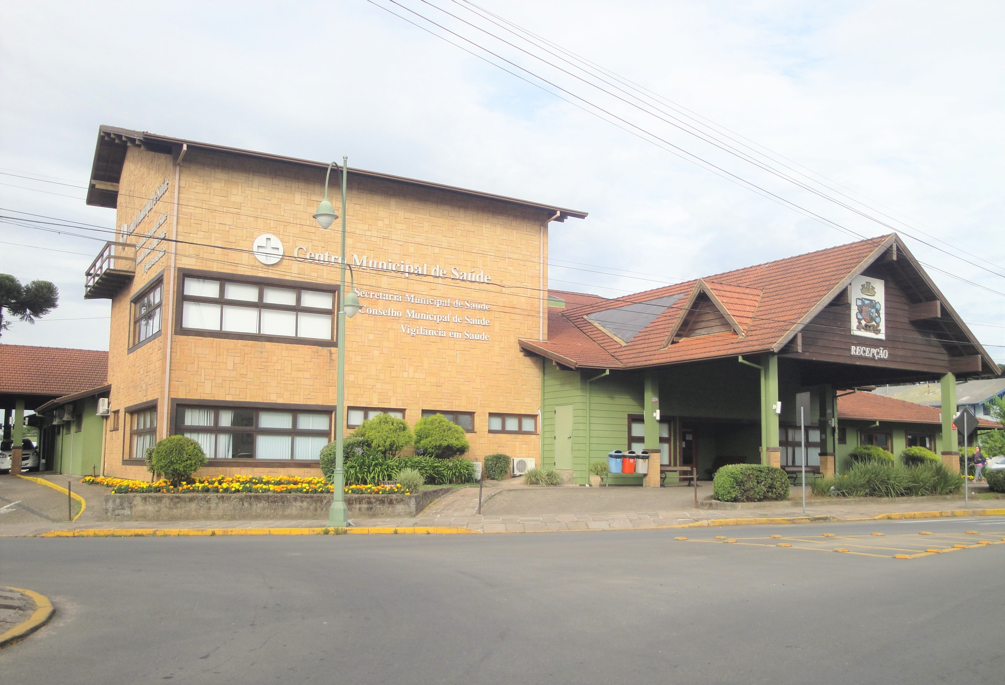 Comunidade reclama de falta de dentista e dermatologista em Gramado