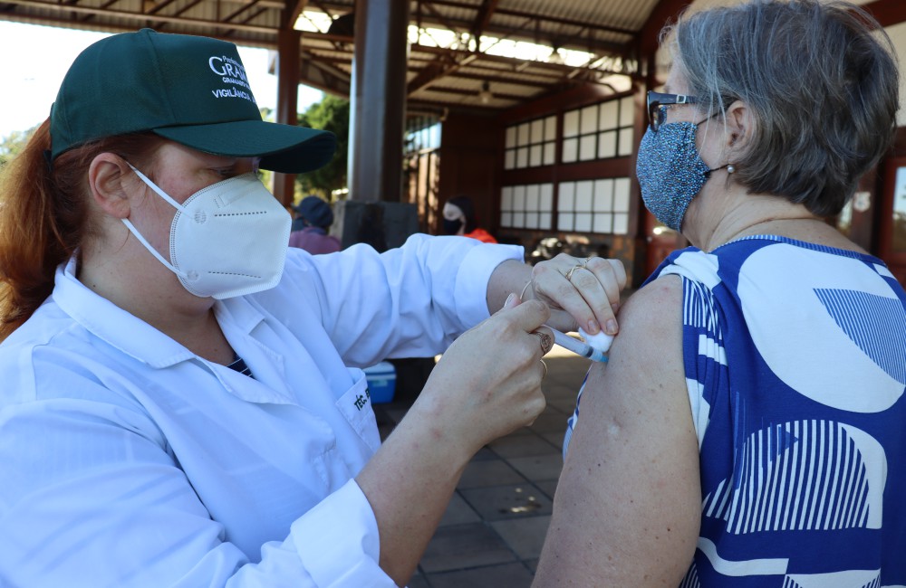 Gramado amplia vacinação de idosos com 66 anos ou mais
